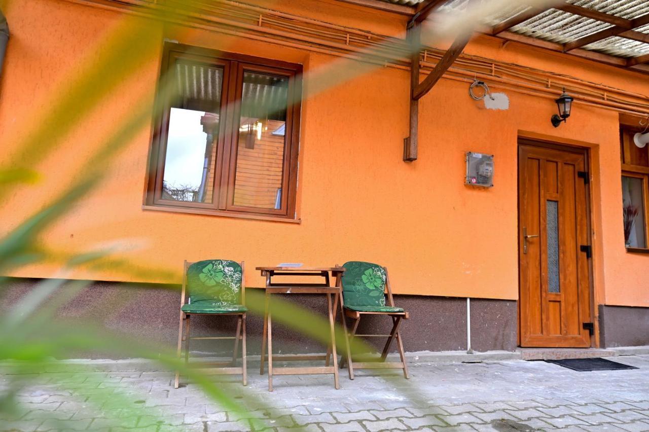 Casa Hermania Hermannstadt Appartamento Esterno foto